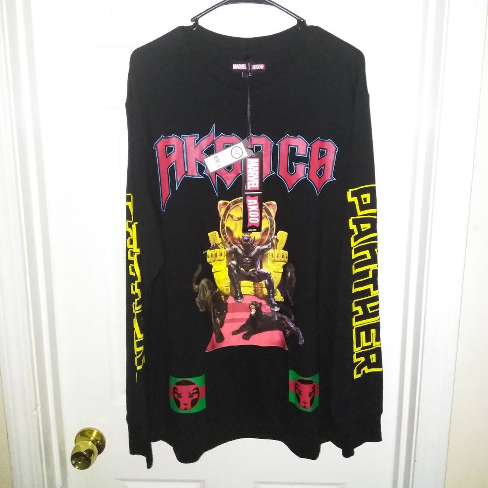 Marvel Akoo "Black Panther" Long Sleeve Tee